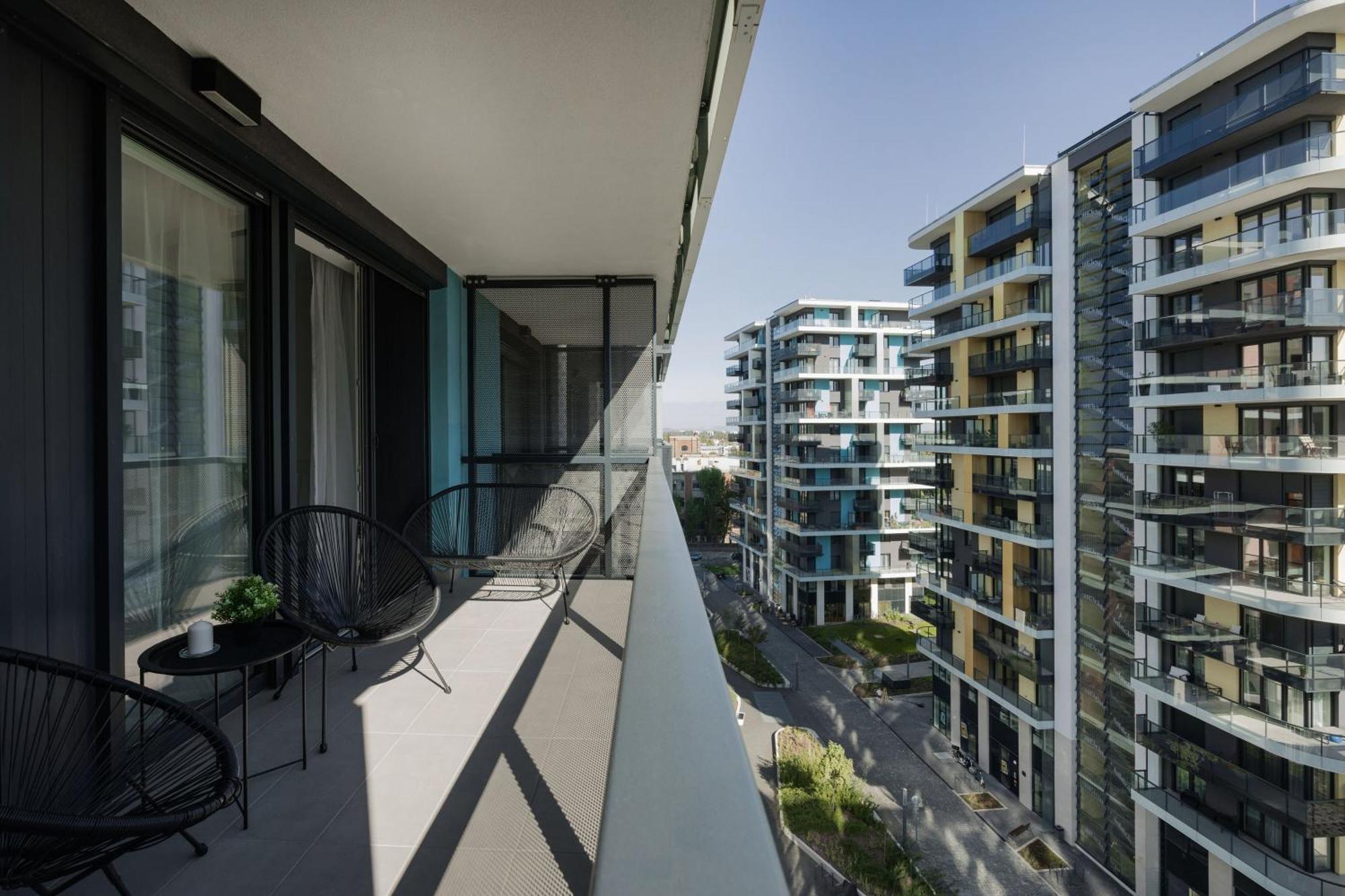 Modern Riverfront Apartment With Free Parking Будапеща Екстериор снимка